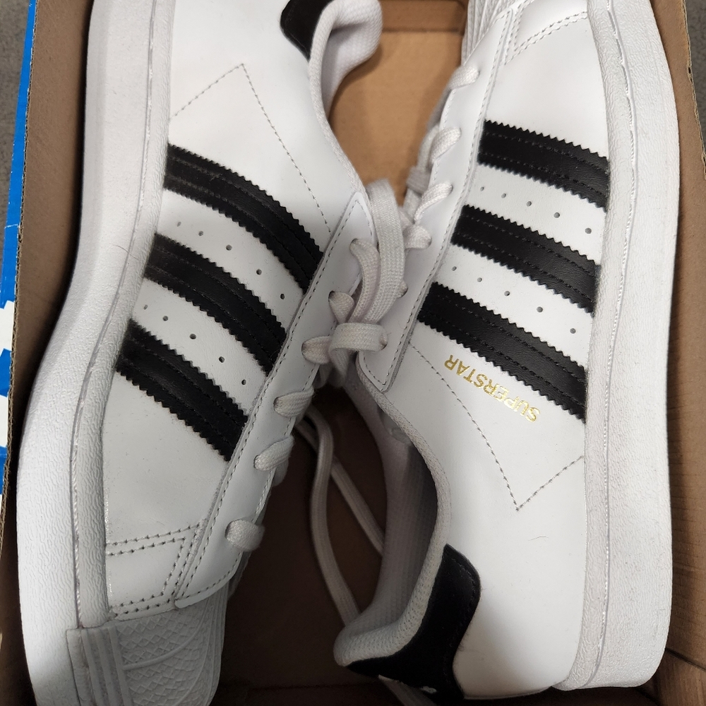 Adidas Superstar